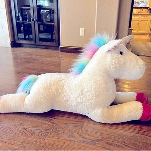 Giant Stuffed Unicorn